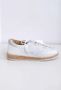 Lekkie buty wiązane jak espadryle