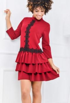 Sukienka wstawki z gipiury falbany