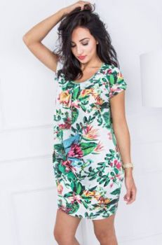 Letnia sukienka oversize w kwiaty