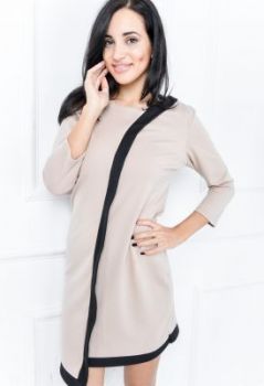 Sukienka tuba asymetryczny przód kontrastowa lamówka