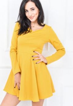 Sukienka trapezowa długi rękaw dekolt w serduszko