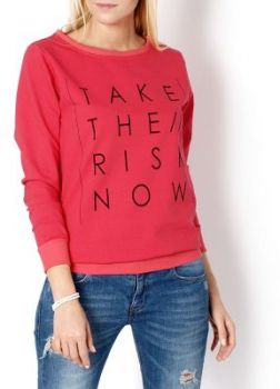Bluza napis \"take the risk now\"