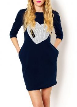 Sukienka z sercem bombka