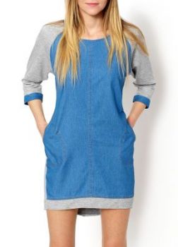 Dresowa sukienka wstawka jeans