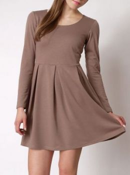 Rozkloszowana kobieca sukienka