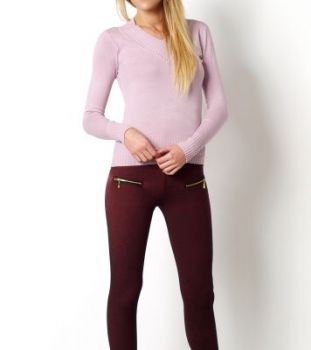 Gładki sweter w serek