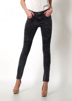 Marmurkowy jeans